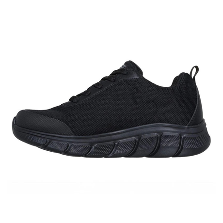 Klassischer schwarzer Skechers Herren-Sneaker mit Schnürsenkeln und robuster Sohle, von der Seite