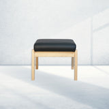 Farstrup 5699 Hocker, Aufgehellte Buche/Schwarzes Leder